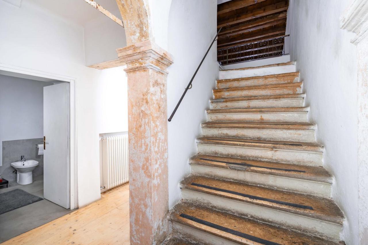 Отель Palazzo Lavagnoli Верона Экстерьер фото